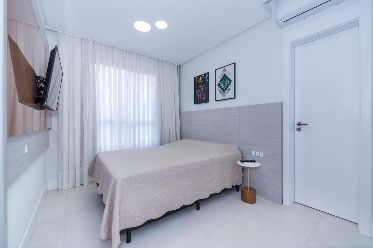 Adra 106 - Apartamento No Centro De Bombinhas - Rooftop Com Piscina E Academia - A Poucos Metros Da Praia - Exteriér fotografie