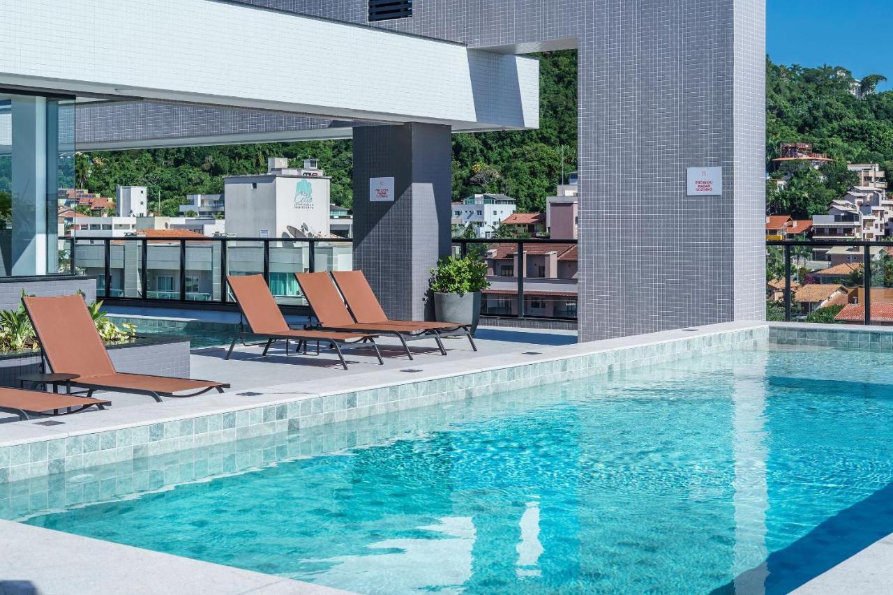Adra 106 - Apartamento No Centro De Bombinhas - Rooftop Com Piscina E Academia - A Poucos Metros Da Praia - Exteriér fotografie