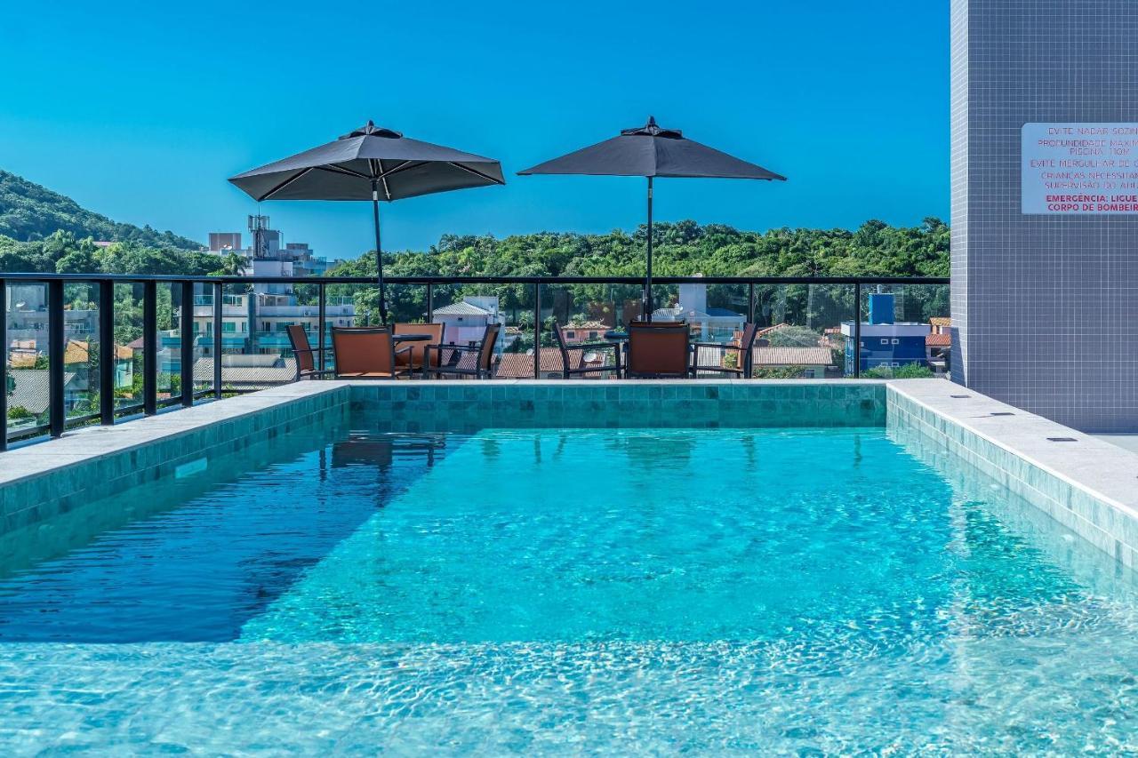 Adra 106 - Apartamento No Centro De Bombinhas - Rooftop Com Piscina E Academia - A Poucos Metros Da Praia - Exteriér fotografie