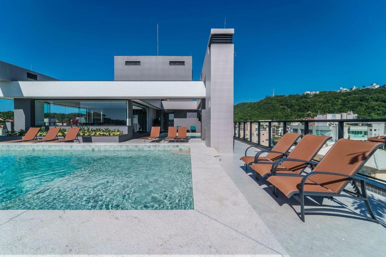 Adra 106 - Apartamento No Centro De Bombinhas - Rooftop Com Piscina E Academia - A Poucos Metros Da Praia - Exteriér fotografie